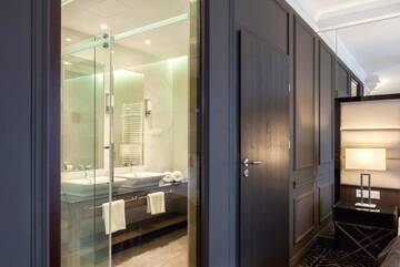 Фото номера Апартаменты Делюкс Отель Hotel Mansor г. Зомбки 4